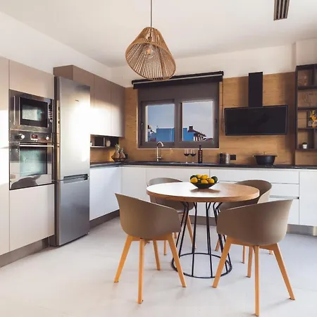 Nagia Luxury Family Χερσόνησος