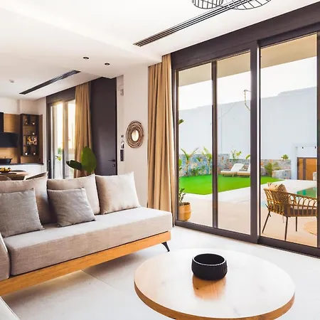 Nagia Luxury Family Willa