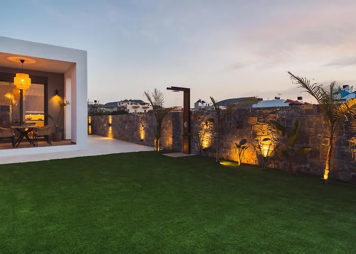 Nagia Luxury Family *